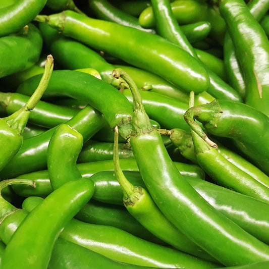 Serrano Pepper Seeds, Hot Heirloom, Productive Plant, High Yield, Non-GMO, Fast Growing, Easy to Grow for Planting Indoor & Outdoor Gardening